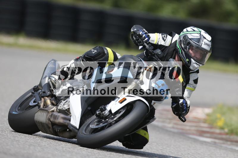 /24 08.06.2025 TZ Motorsport ADR/Gruppe rot/94